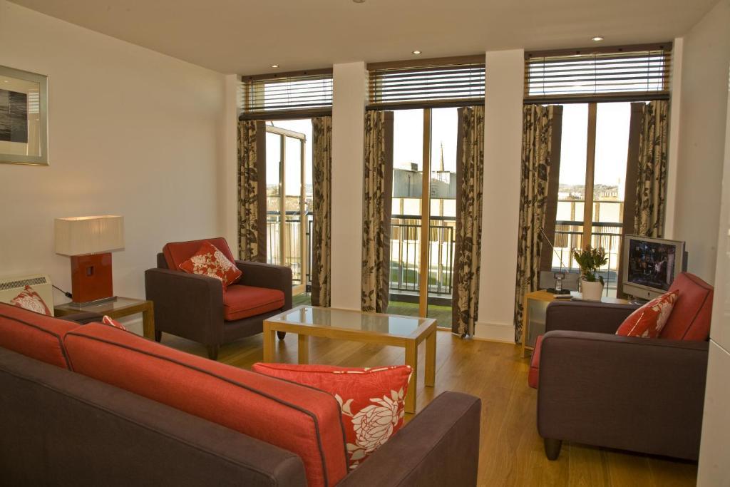 Bridge Street Apartments Inverness Room photo